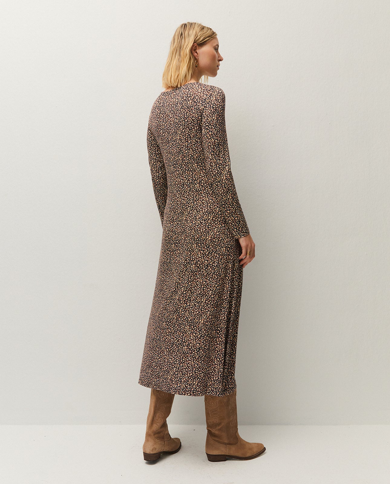 Vestido cut-out