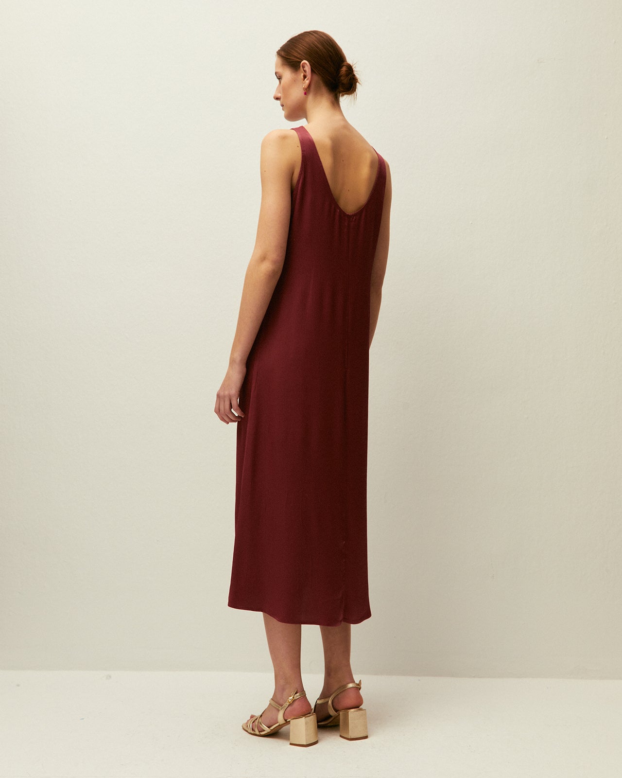 Robe longue col rond